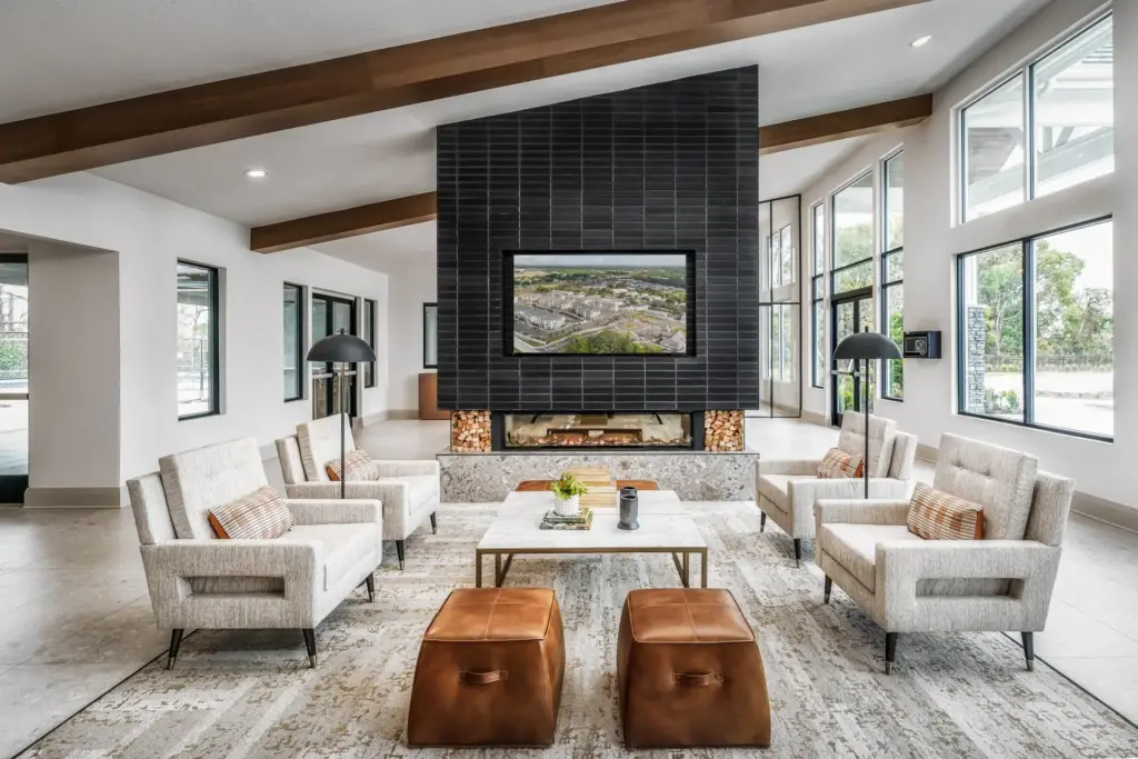 BLVD 2600 clubhouse with modern furniture